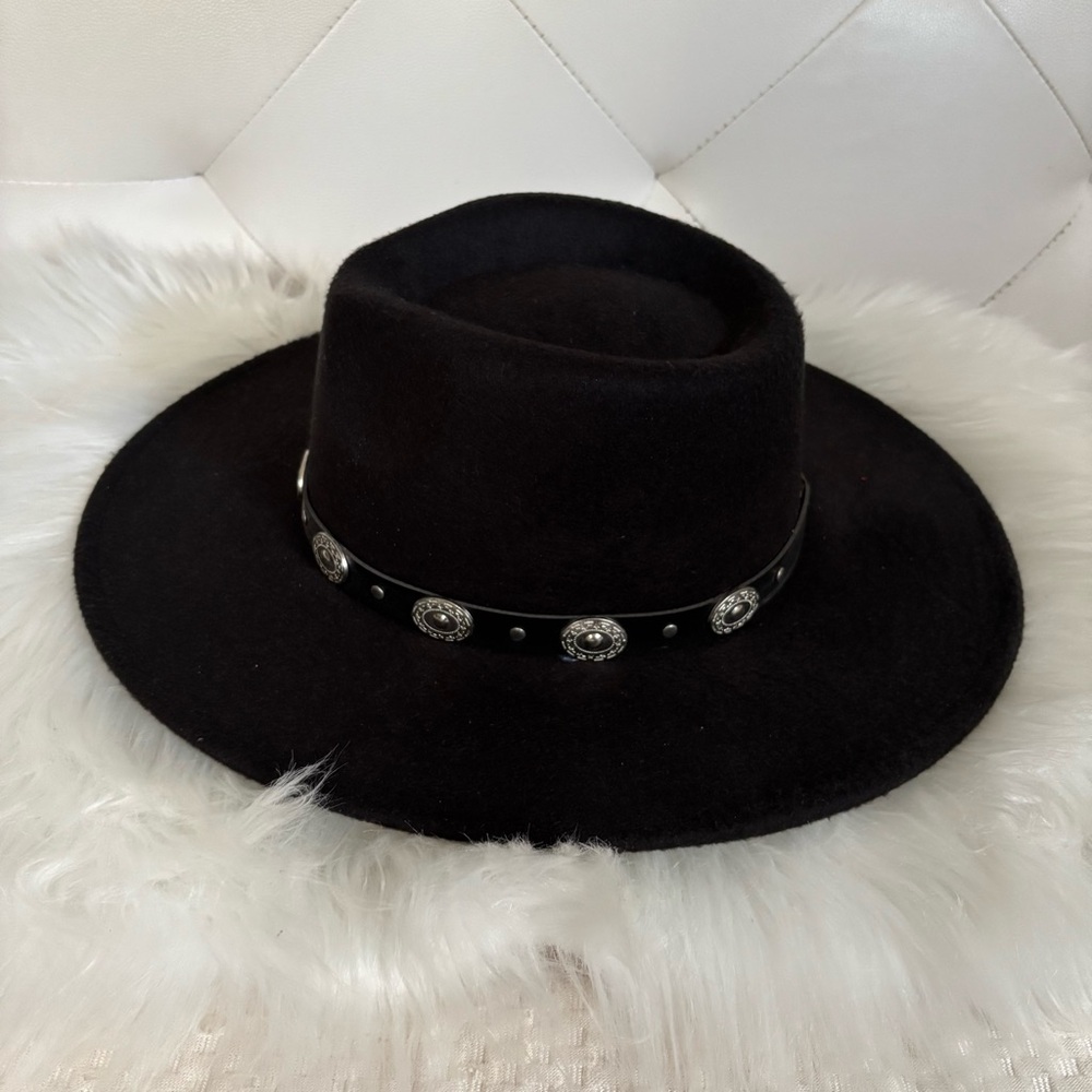 Elegant Black Wide-Brim Hat Kendal and Kylie